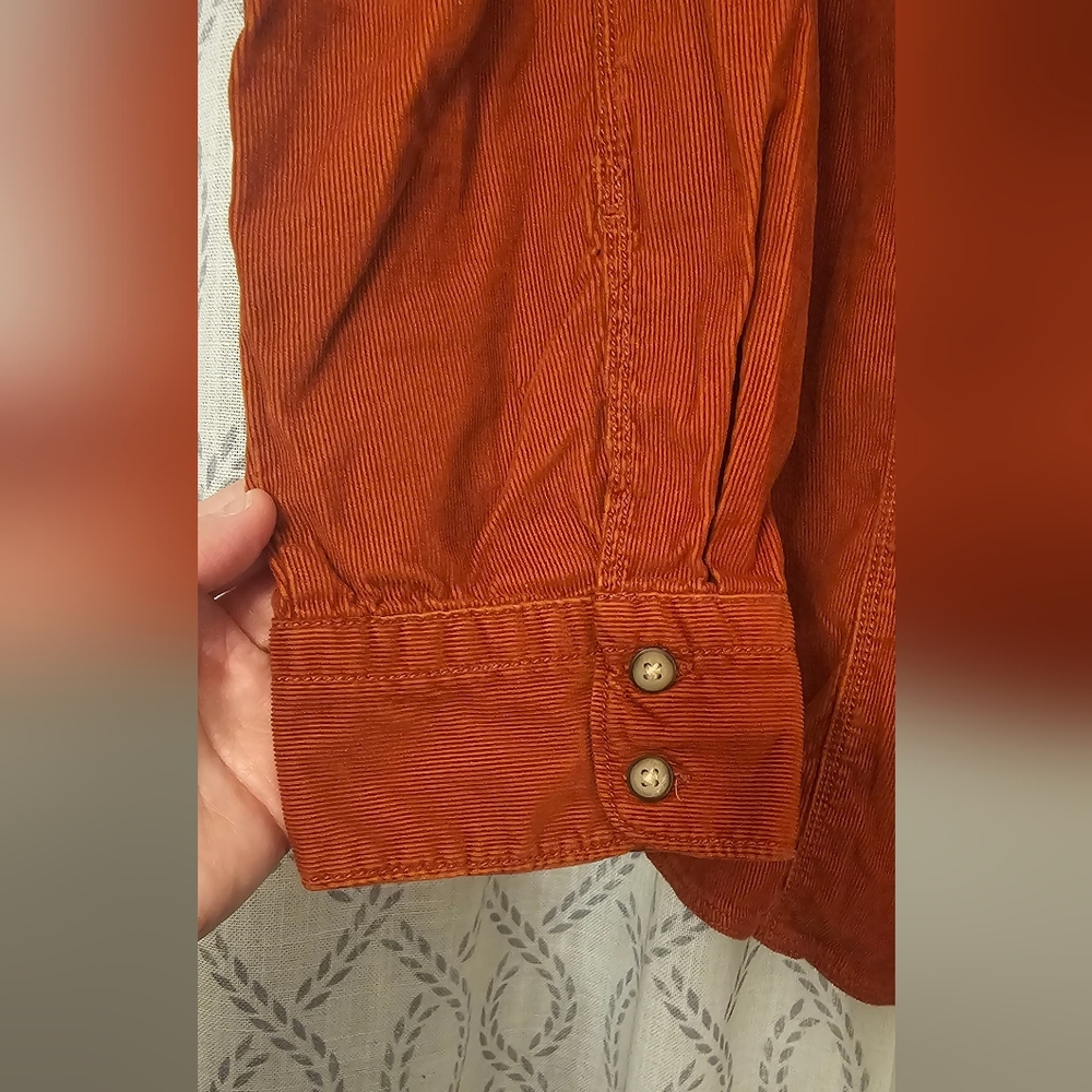Eddie Bauer Women's Rust Button-Down Shirt - Picture 2 of 3